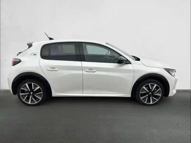 Peugeot 208 electrique 50 kwh 136ch — photo 4