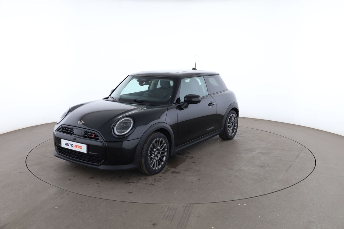 MINI MINI Cooper S Classic DKG7 — photo 1