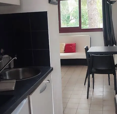 Studio 1 pièce 19 m²