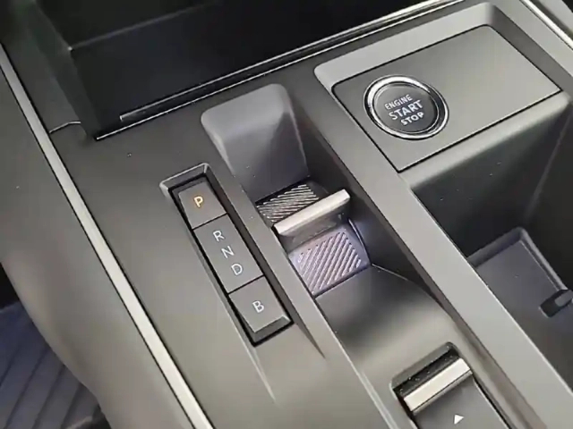 Citroën C5 Aircross hybride rechargeable 225 e-eat8 — photo 14