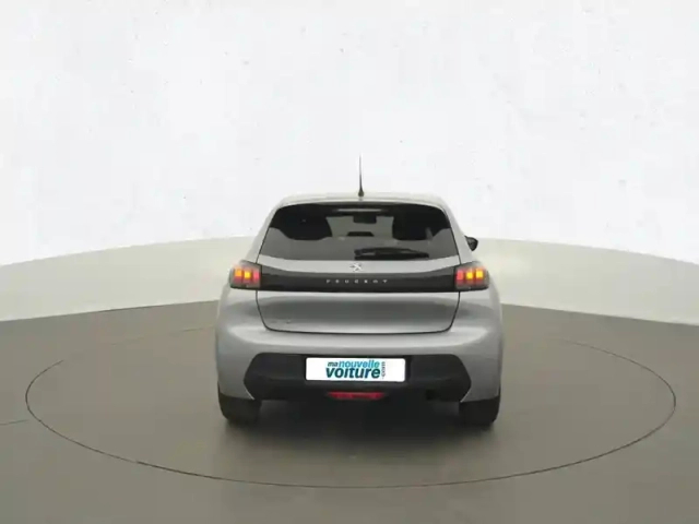 Peugeot 208 puretech 100 s&amp;s eat8 — photo 3