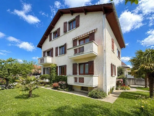 Immeuble de rapport 244 m²