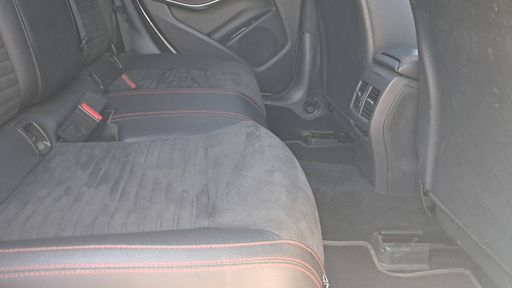 Mercedes Classe CLA Shooting Brake 220 d 7G-DCT - Fascination Amg – 2018 – 134150 km – Diesel – Boîte Automatique — photo 13
