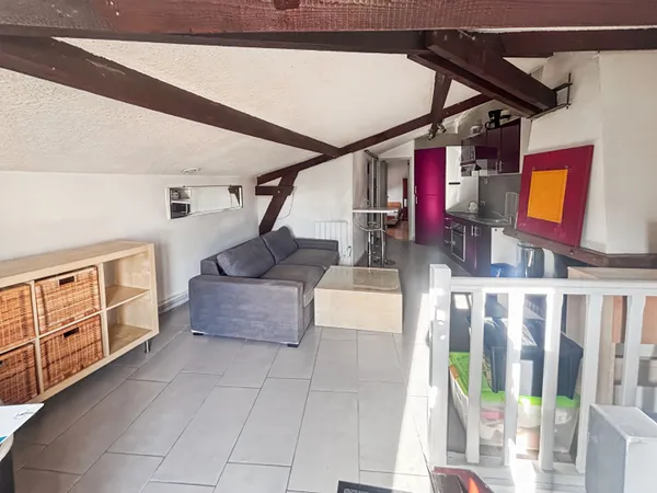 À LOUER - APPARTEMENT MEUBLÉ - SAINT VRAIN