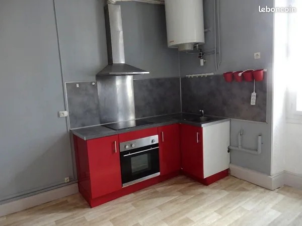 Bel appartement au deuxieme etage