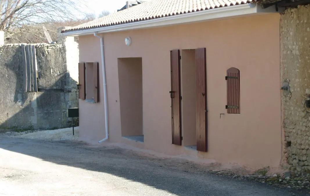 Photo 1