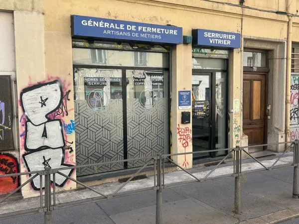 Local Lyon 7