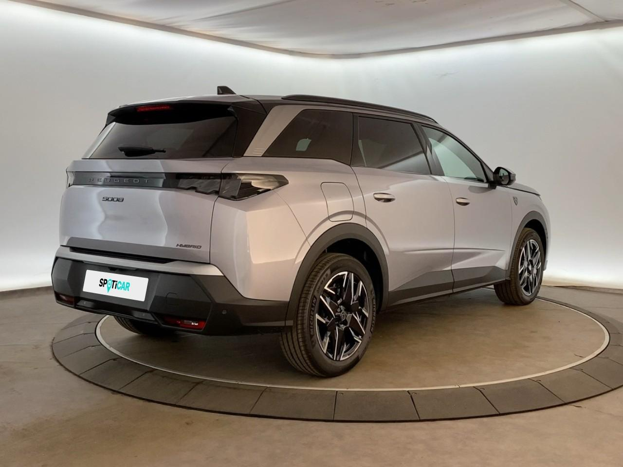 Peugeot 5008 1.2 hybrid 145 e-dcs6 gt — photo 7