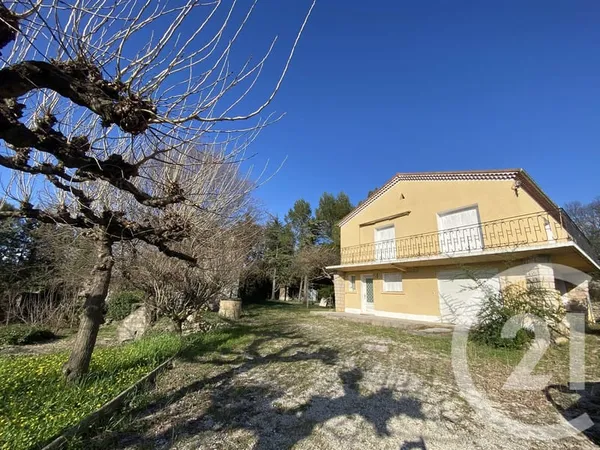 Maison 10 pièces 157 m²
