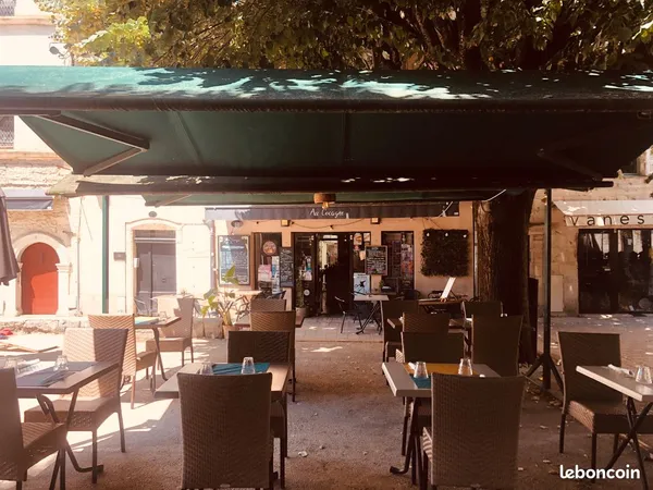 À vendre - Fonds de commerce Bar Restaurant avec terrasse