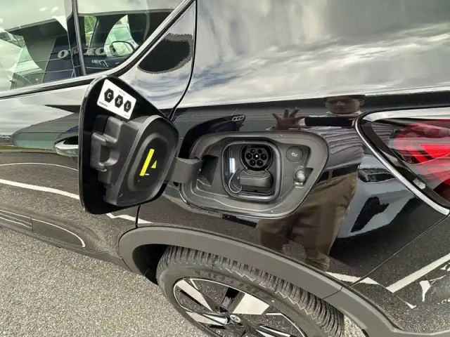 Volvo C40 recharge extended range 252 ch 1edt — photo 9