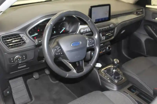 Ford Focus sw 1.0 ecoboost 125 s&amp;s — photo 17