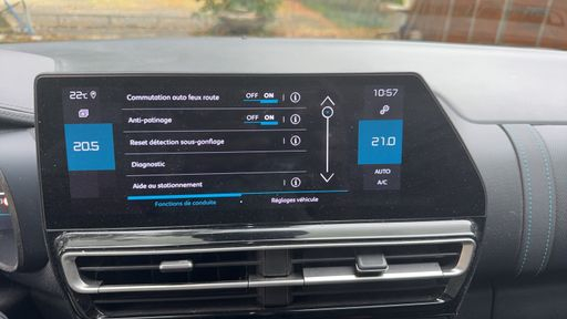 Citroen C5 Aircross 1.2 PureTech 130 - Plus – 2024 – 81892 km – Essence – Boîte Manuelle — photo 23