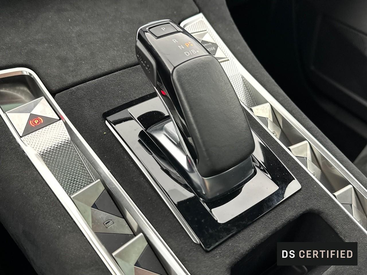 Ds Ds 7 crossback hybride rechargeable e-tense 360 eat8 4x4 performa — photo 34