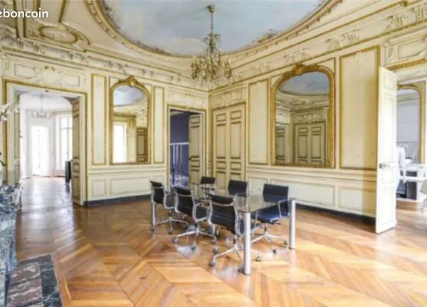 Bureaux 633 m²