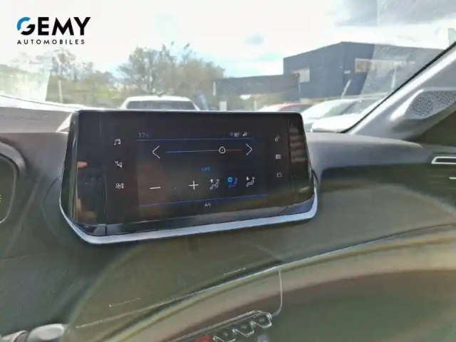 Peugeot 208 puretech 75 s&amp;s bvm5 — photo 13
