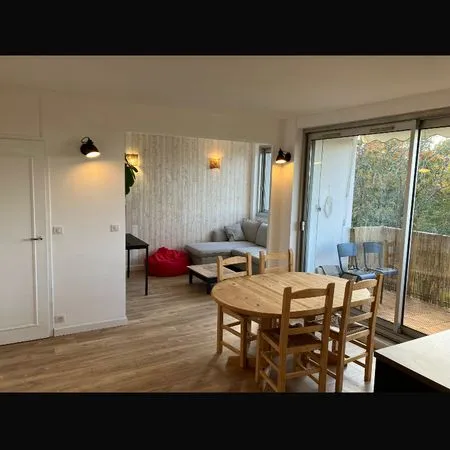 Location T2 meublé 53 m2 - Marly-le-Roi - Calme, lumineux, vue sur parc verdoyant