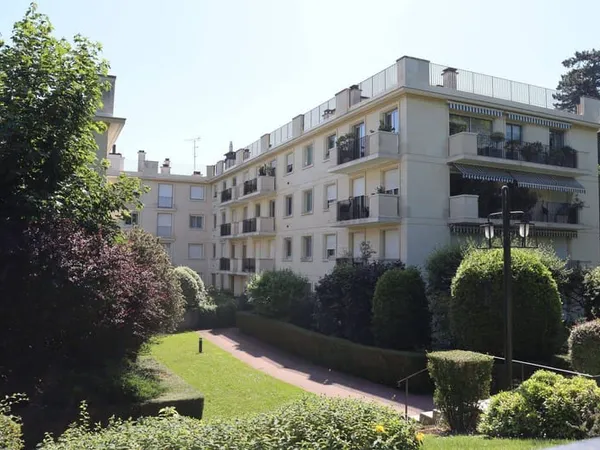 Appartement 4 pièces 100 m²