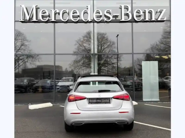 Mercedes Classe A a 200 compacte — photo 4