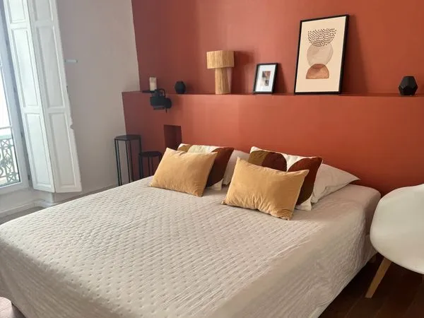 À louer - Magnifique T3 meublé de 55 m² - Écusson de Nîmes - Meublé
