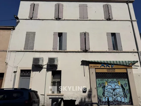 IMMEUBLE DE RAPPORT - MARSEILLE 10ème Opportunité rare d'investissement - Immeuble mixte