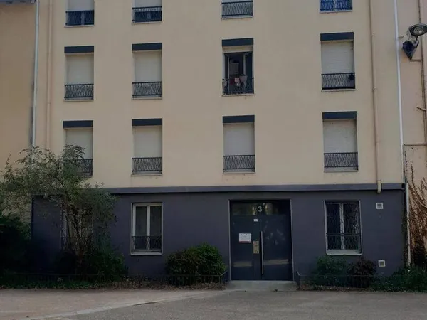 Studio 1 pièce 24 m²