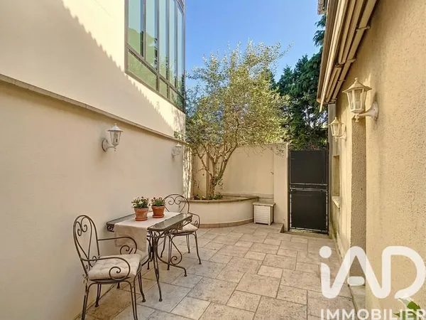 Immeuble de rapport 141 m²