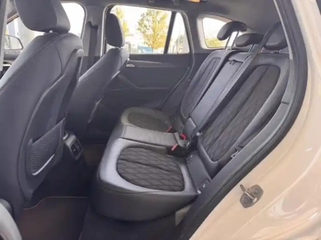 Bmw X1 xdrive25ea 220ch xline 6cv — photo 10