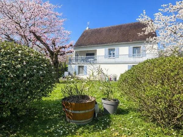 Maison 169 m2 5 min Lalinde Terrain 4 831 m2