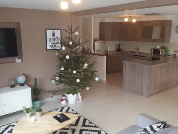 Appartement - 3 pièces - 75 m² - Rdc