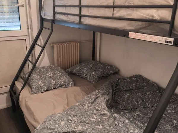 Chambre a louér etudiante pour fille à vaulx en vaulx velin