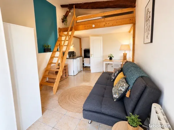 Location studio meublé avec mezzanine, jardin et parking