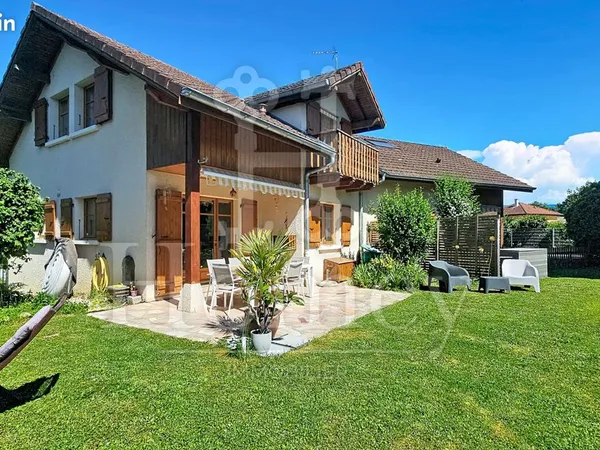 Villa 7 pièces 187 m²