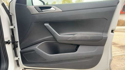 Volkswagen Polo 1.0 TSI 95 DSG7 - Confortline – 2018 – 125227 km – Essence – Boîte Automatique — photo 26
