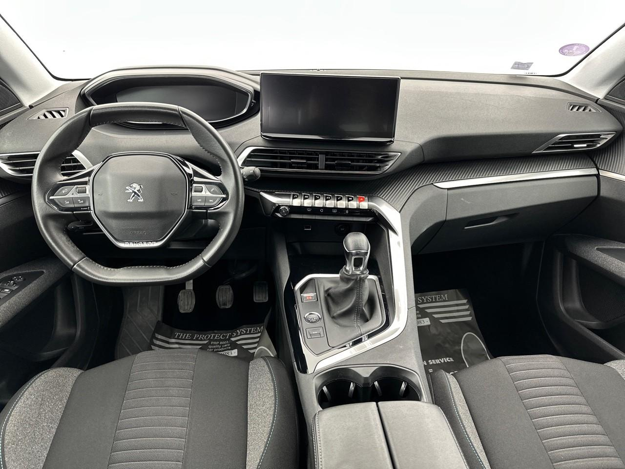 Peugeot 5008 puretech 130ch s&s bvm6 style — photo 11