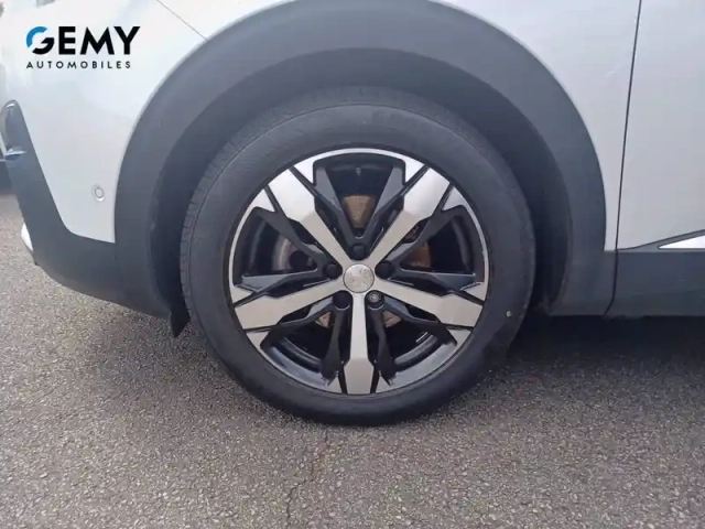Peugeot 3008 puretech 130ch s&amp;s bvm6 — photo 11