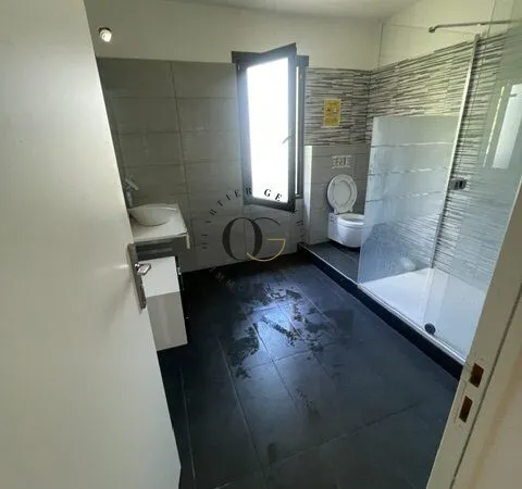 Loue t6 et plus - 220 m² - Bagneux 92220
