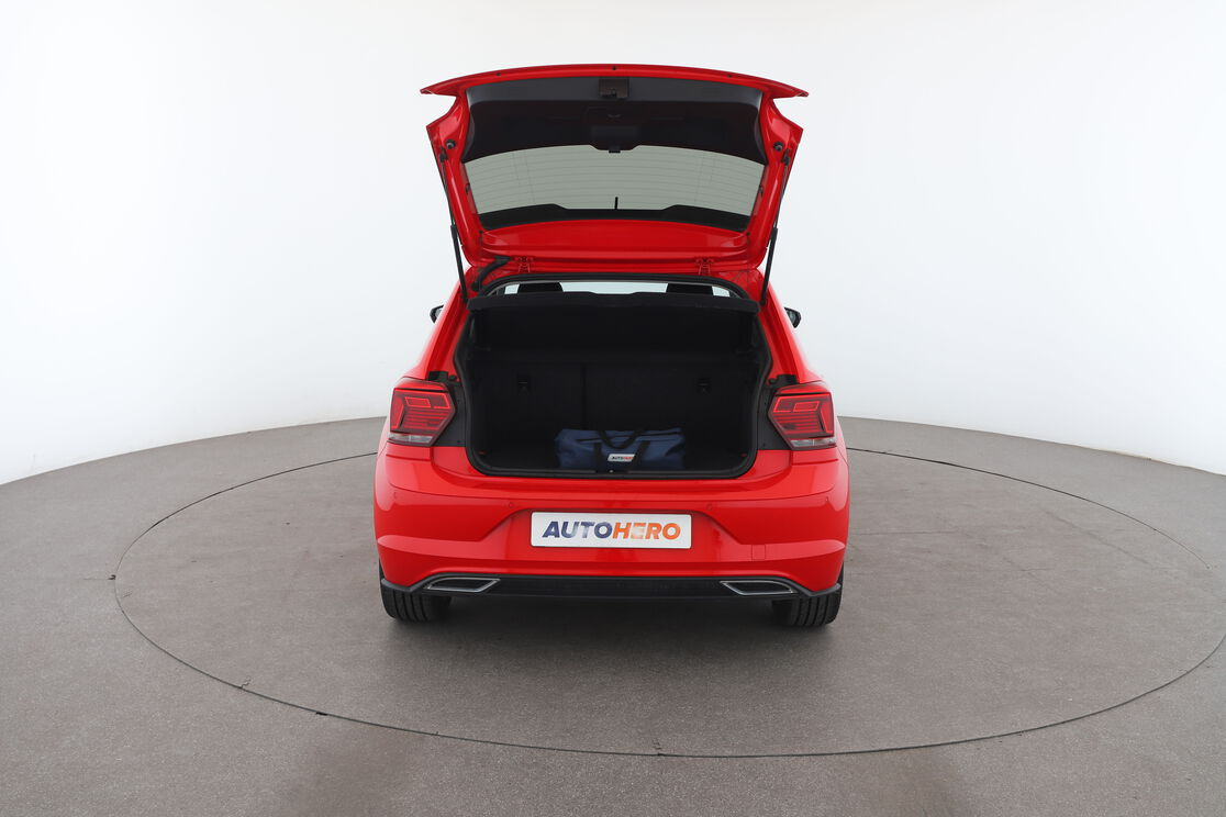Volkswagen Polo 1.0 TSI R-Line — photo 15