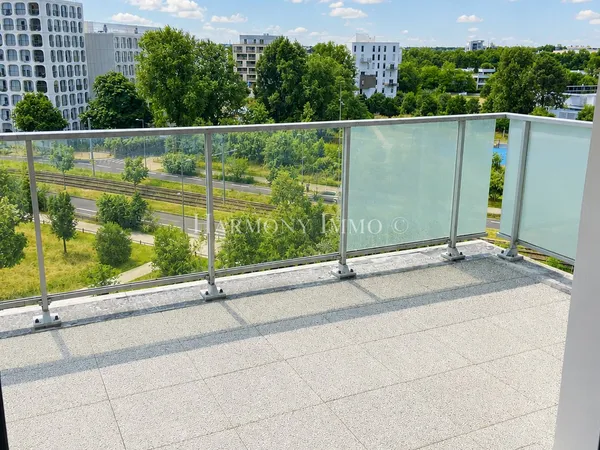 T4 FAMILIAL 84m2 AVEC BALCON ENSOLEILLE A VISITER