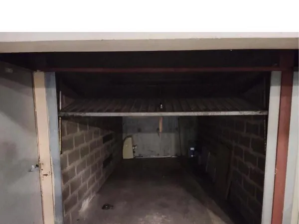 Garage à louer peraliere