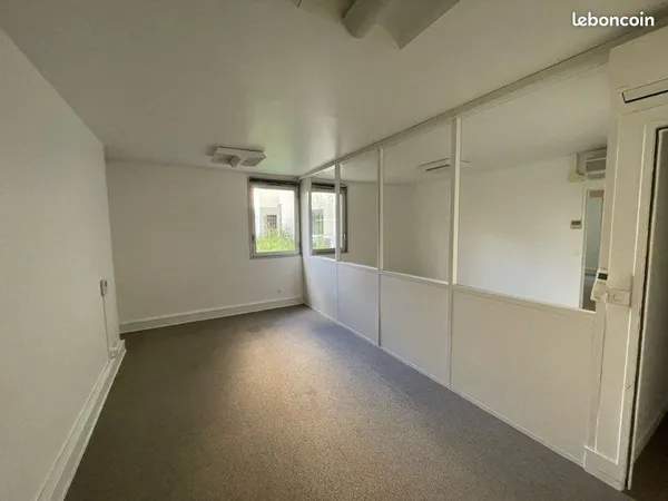Bureaux avec parking proche Paris