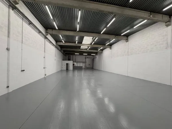 Local d'activité 2975 m²
