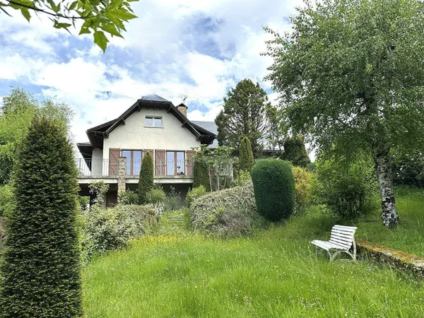 Achat : Maison Rieupeyroux (12240)