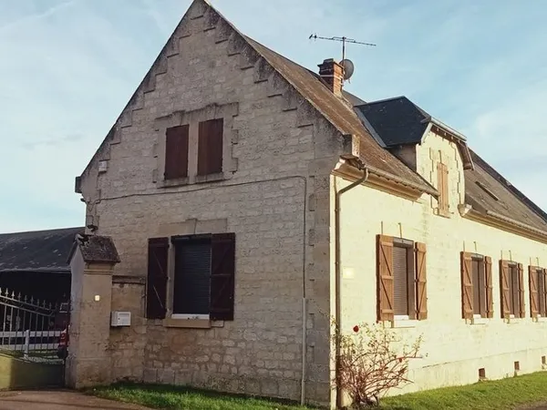 Maison 6 pièces 140 m²
