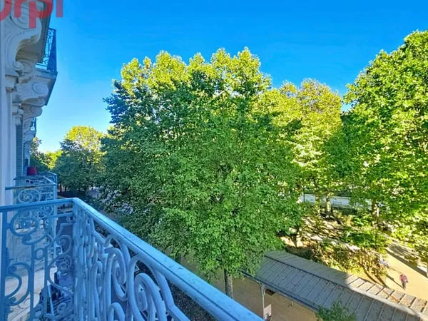 Appartement 3 pièces 94 m²
