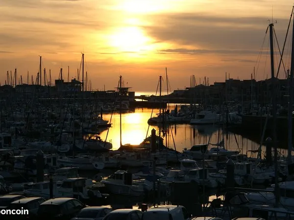 APPT3/2chMEUBLE+PARKING +CELLIER résidence sur le port