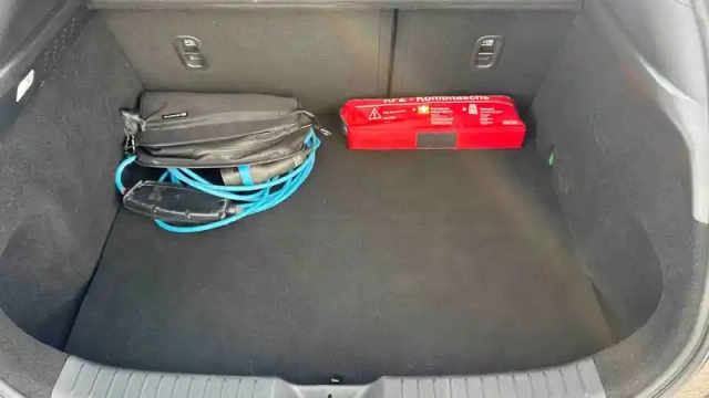 Mazda Mx-30 e-skyactiv 145 ch — photo 71
