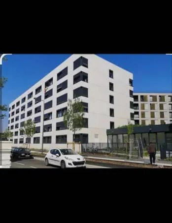 Parking 16 m²