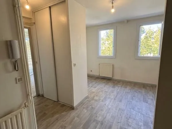 Studio 2 pièces 33 m²
