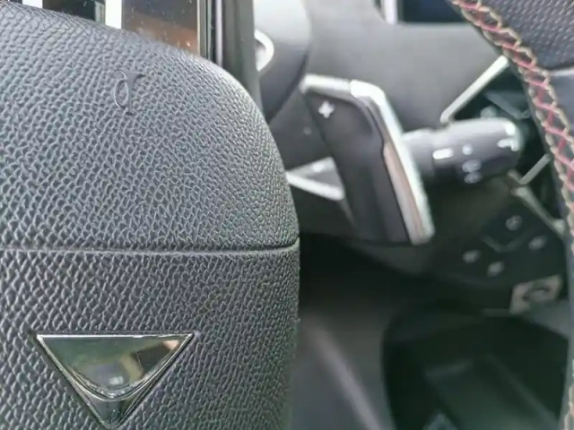 Ds Ds 3 ds3 crossback bluehdi 130 eat8 performance line+ — photo 17